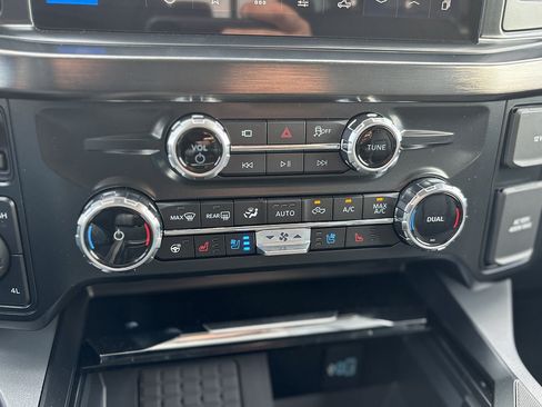 New 2026 Ford F250 Lariat w/ Lariat Premium Package AWD/4WD image 14