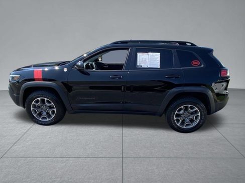 Used 2022 Jeep Cherokee Trailhawk w/ Sun, Sound & Nav Group AWD/4WD image 4