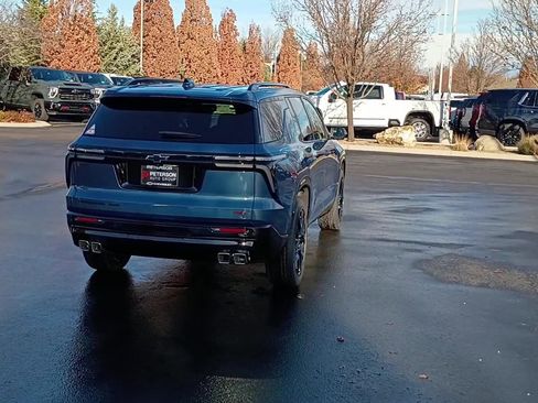 New 2026 Chevrolet Traverse RS image 4