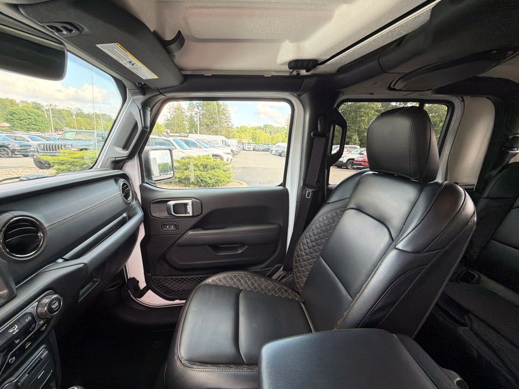 Used 2022 Jeep Gladiator Overland AWD/4WD image 32