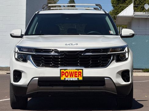 Used 2025 Kia Seltos EX AWD/4WD image 9