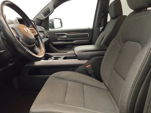 Used 2019 RAM 1500 Big Horn AWD/4WD image 17