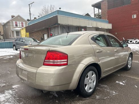 Used 2009 Dodge Avenger SE image 5