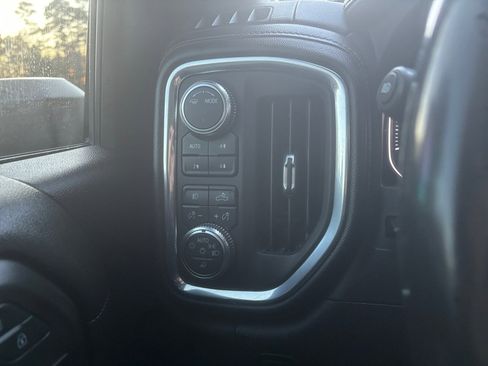 Used 2020 GMC Sierra 3500 Denali w/ Denali Ultimate Package image 21