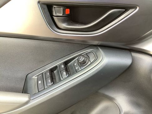 Used 2025 Subaru Impreza 2.0i AWD/4WD image 12