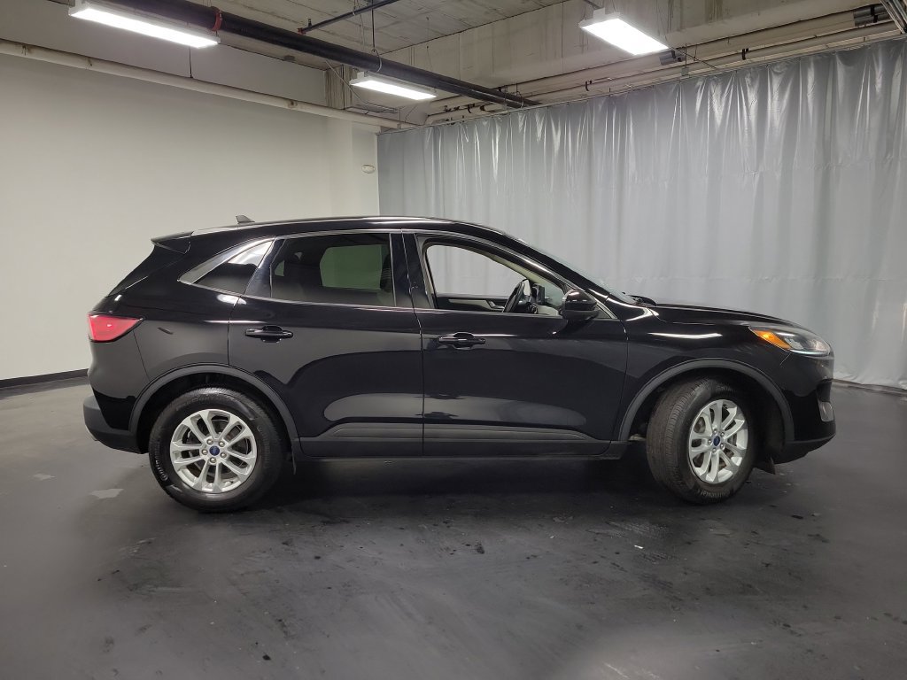 Used 2020 Ford Escape SE FWD image 10