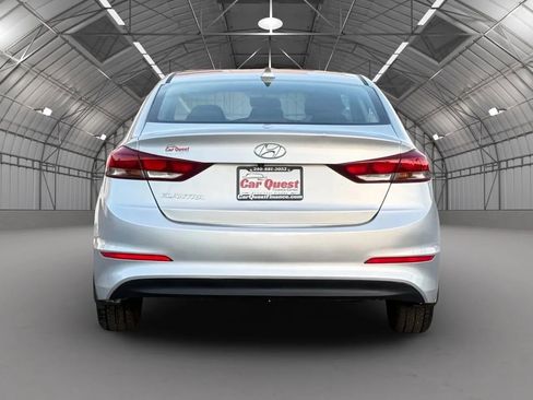 Used 2018 Hyundai Elantra SEL FWD image 6