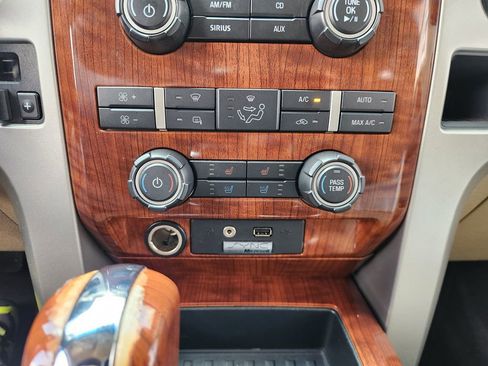 Used 2009 Ford F150 4x4 SuperCrew image 19