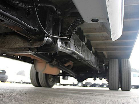 Used 2023 Chevrolet Express 3500 w/ Power Convenience Package image 36