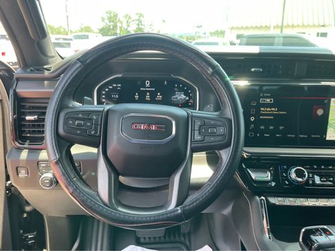 Used 2024 GMC Sierra 1500 AT4X AWD/4WD image 15
