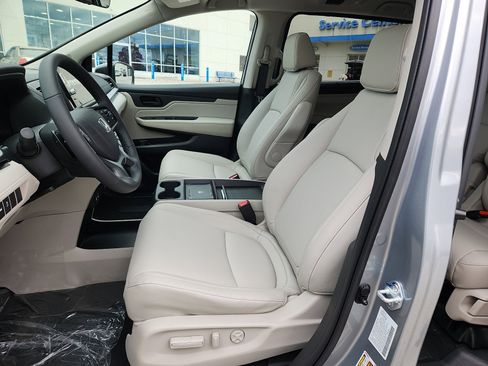 New 2026 Honda Odyssey EX-L image 9