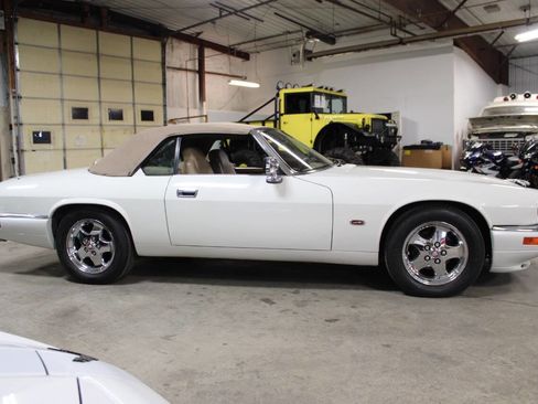 Used 1995 Jaguar XJS 4.0 Convertible image 7