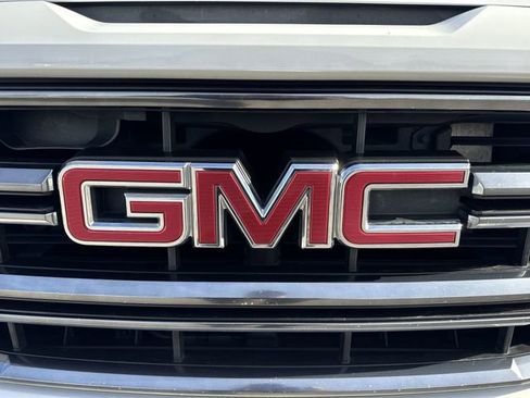 Used 2018 GMC Sierra 1500 SLT w/ All Terrain Package AWD/4WD image 31