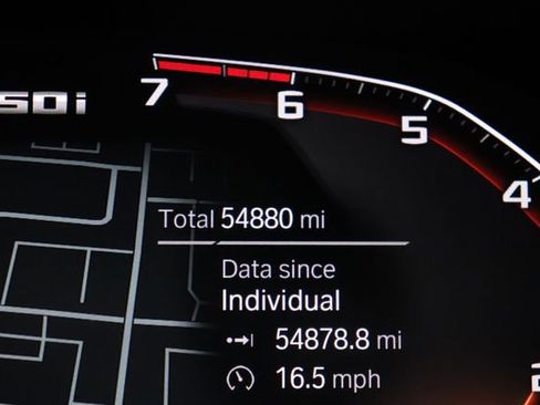 Used 2022 BMW X5 M50i w/ Executive Package AWD/4WD image 16