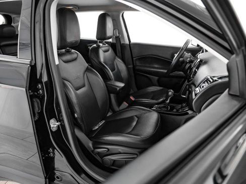 Used 2018 Jeep Compass Limited w/ Navigation Group image 33