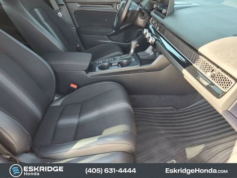 Used 2023 Honda Civic Sport image 15
