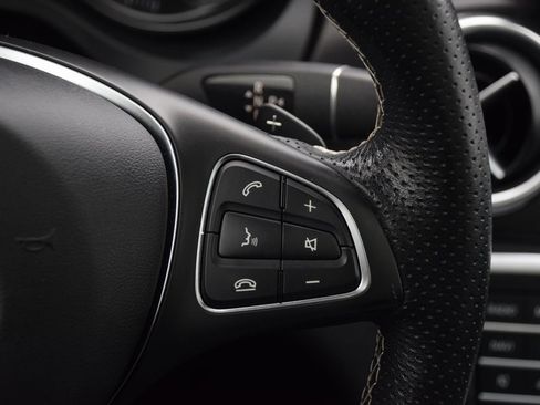 Used 2018 Mercedes-Benz GLA 250 4MATIC image 24