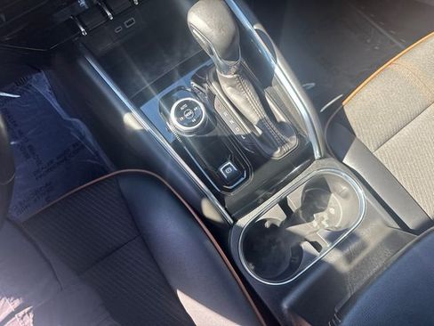 Certified 2024 GMC Canyon AT4 image 35