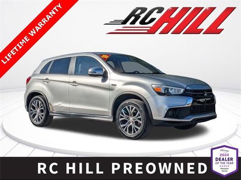 Used 2018 Mitsubishi Outlander Sport ES image 1