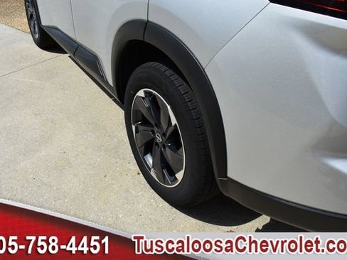 Used 2024 Nissan Rogue SV FWD image 15