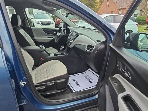 Used 2024 Chevrolet Equinox LS image 14