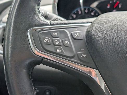 Used 2021 Chevrolet Equinox Premier FWD image 28