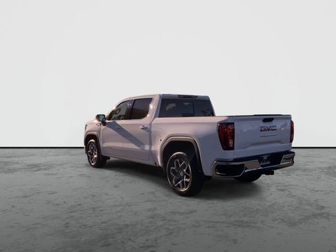 Certified 2026 GMC Sierra 1500 SLE w/ Preferred Package RWD image 6