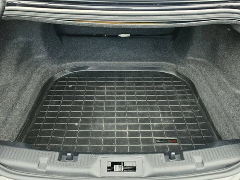 Used 2019 Ford Taurus SEL AWD/4WD image 12
