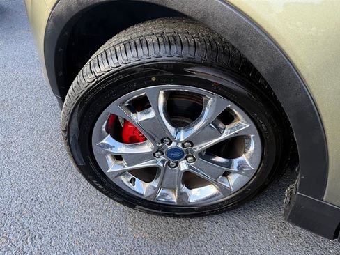 Used 2014 Ford Escape SE w/ Equipment Group 201A image 34