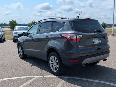 Used 2018 Ford Escape SEL AWD/4WD image 3