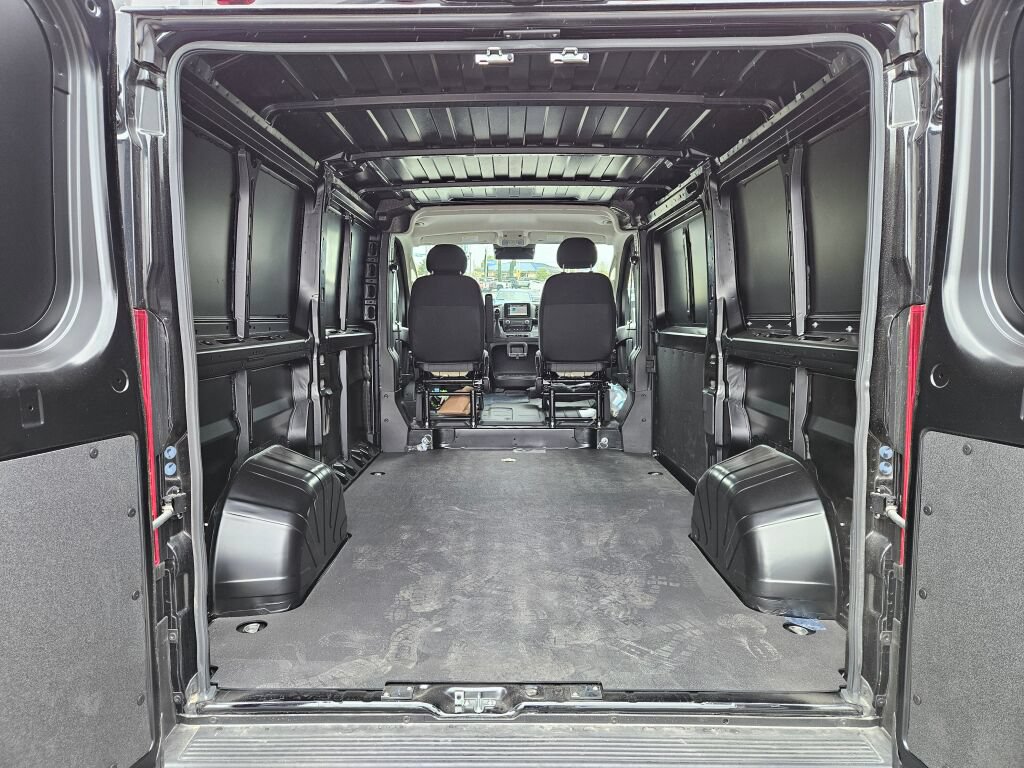 Used 2025 RAM ProMaster 1500 FWD image 11