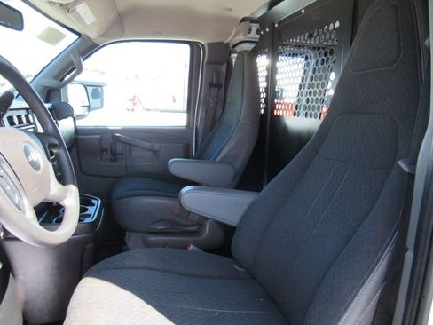 Used 2024 Chevrolet Express 2500 w/ Driver Convenience Package image 13