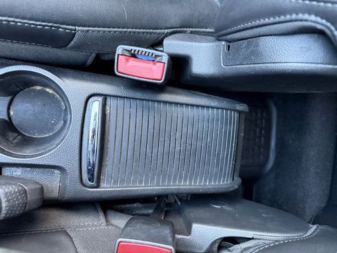 Used 2019 Buick Encore Preferred image 30