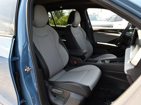 New 2026 Volkswagen Tiguan SE R-Line AWD/4WD image 20