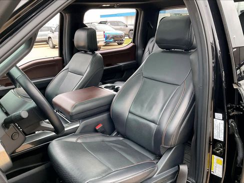 Used 2021 Ford F150 Lariat w/ Equipment Group 502A High image 16