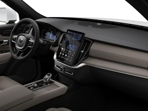 New 2026 Volvo XC90 T8 Plus w/ Protection Package Premier image 4