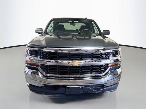 Used 2017 Chevrolet Silverado 1500 LT w/ Trailering Package RWD image 2