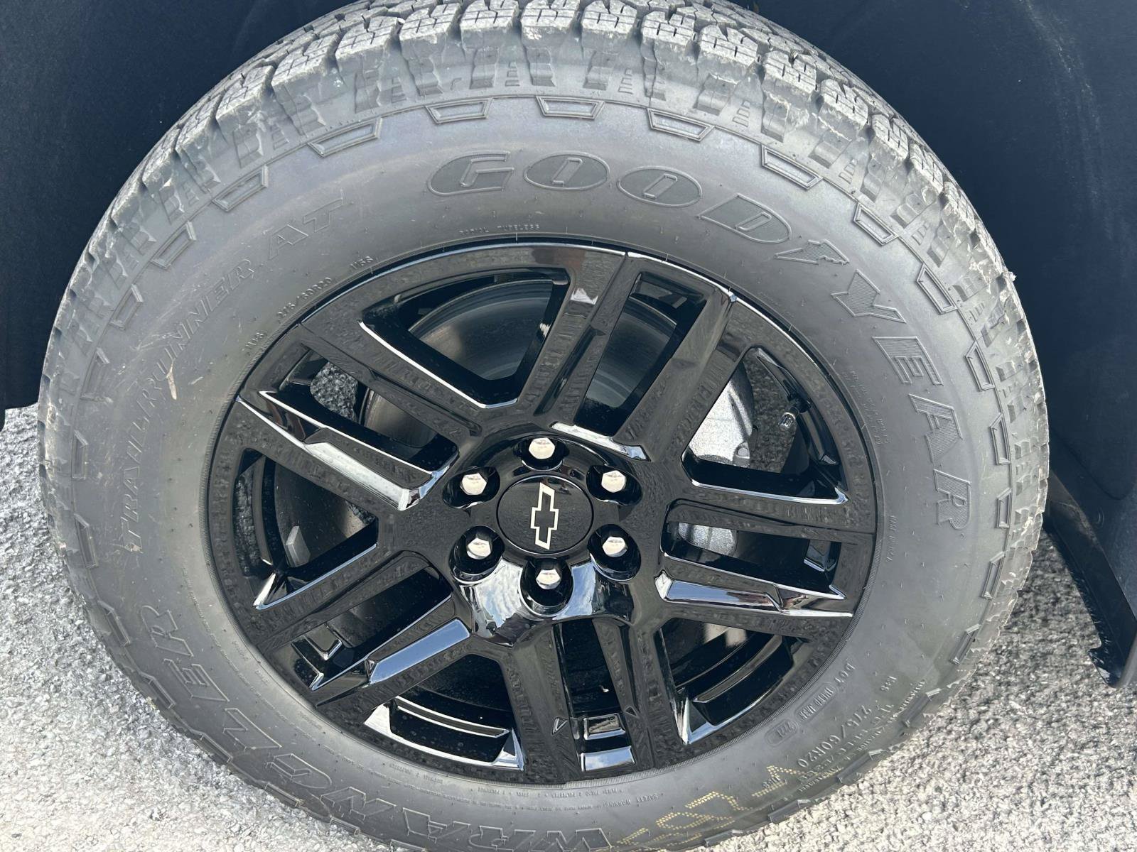 New 2026 Chevrolet Silverado 1500 RST w/ RST All Star Premium Package AWD/4WD image 9