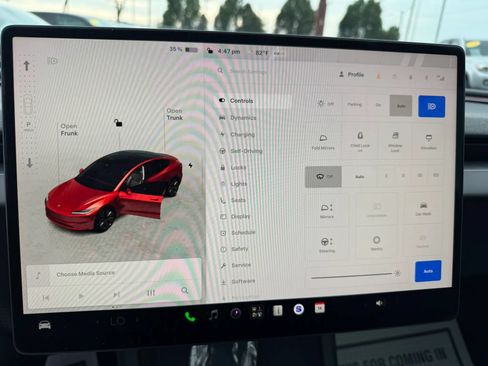 Used 2024 Tesla Model 3 Standard Range RWD image 16