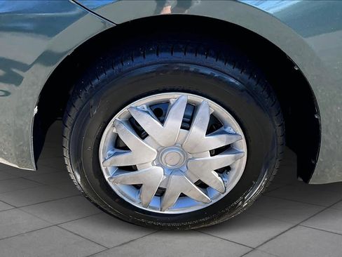 Used 2005 Toyota Sienna LE image 10