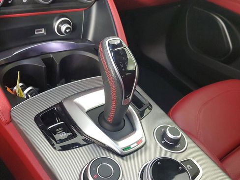 Used 2021 Alfa Romeo Stelvio Ti Sport image 41