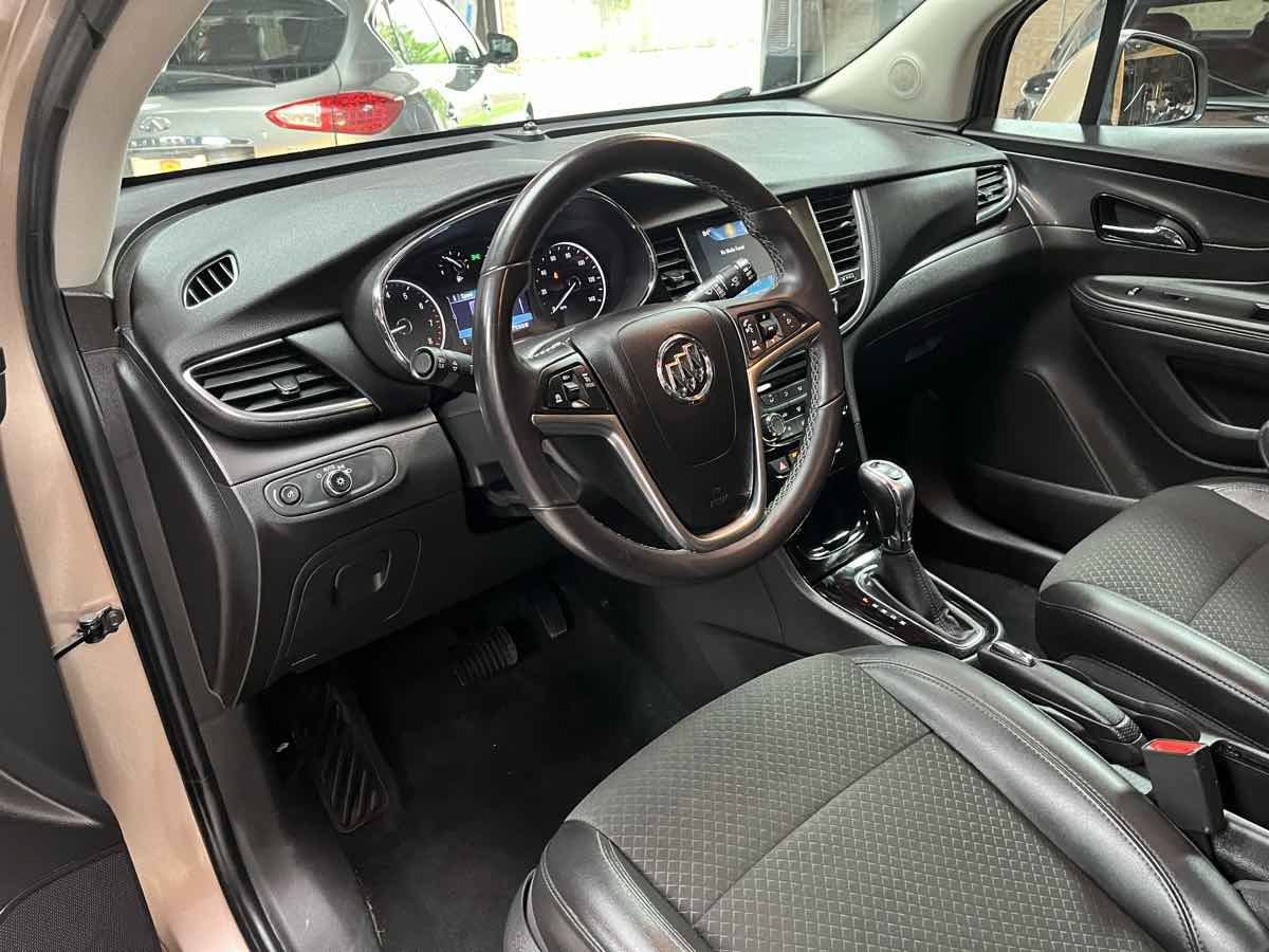 Used 2019 Buick Encore Preferred AWD/4WD image 10