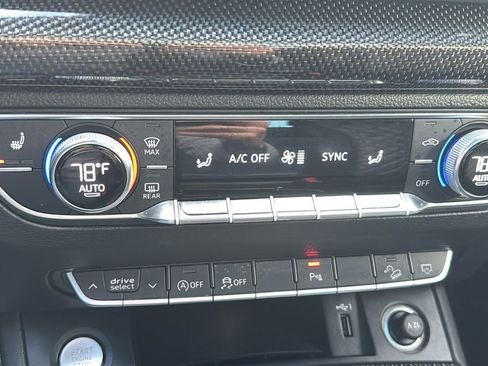 Used 2019 Audi SQ5 Premium Plus w/ Premium Plus Package image 28