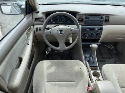 Used 2003 Toyota Corolla CE FWD image 10