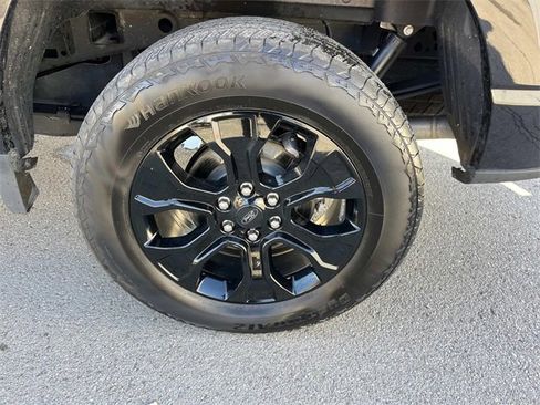 Used 2023 Ford F150 Lariat w/ Equipment Group 502A High image 11