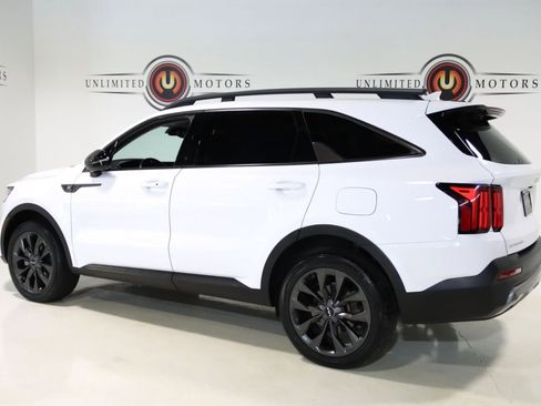 Used 2023 Kia Sorento SX Prestige image 3