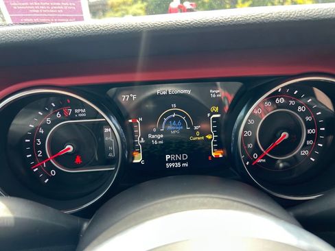 Used 2018 Jeep Wrangler Unlimited Rubicon AWD/4WD image 15