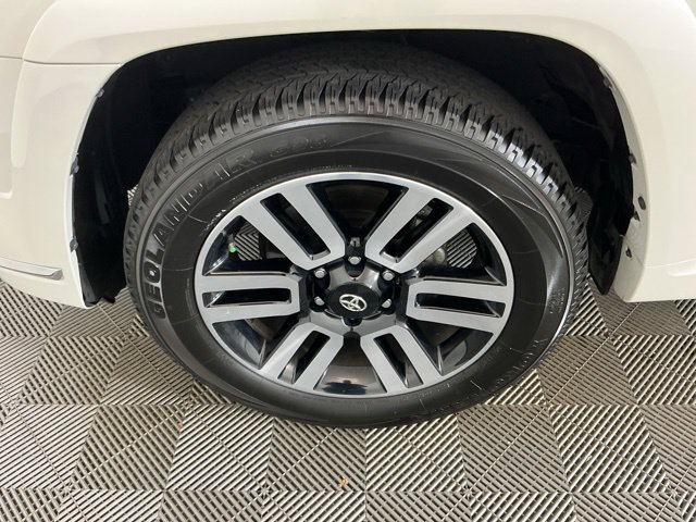Used 2023 Toyota 4Runner Limited AWD/4WD image 33