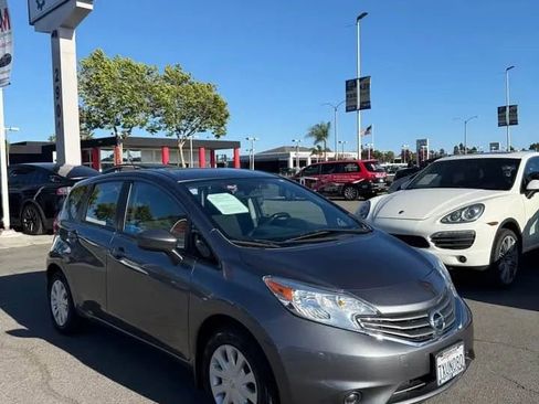 Used 2016 Nissan Versa Note S Plus FWD image 3