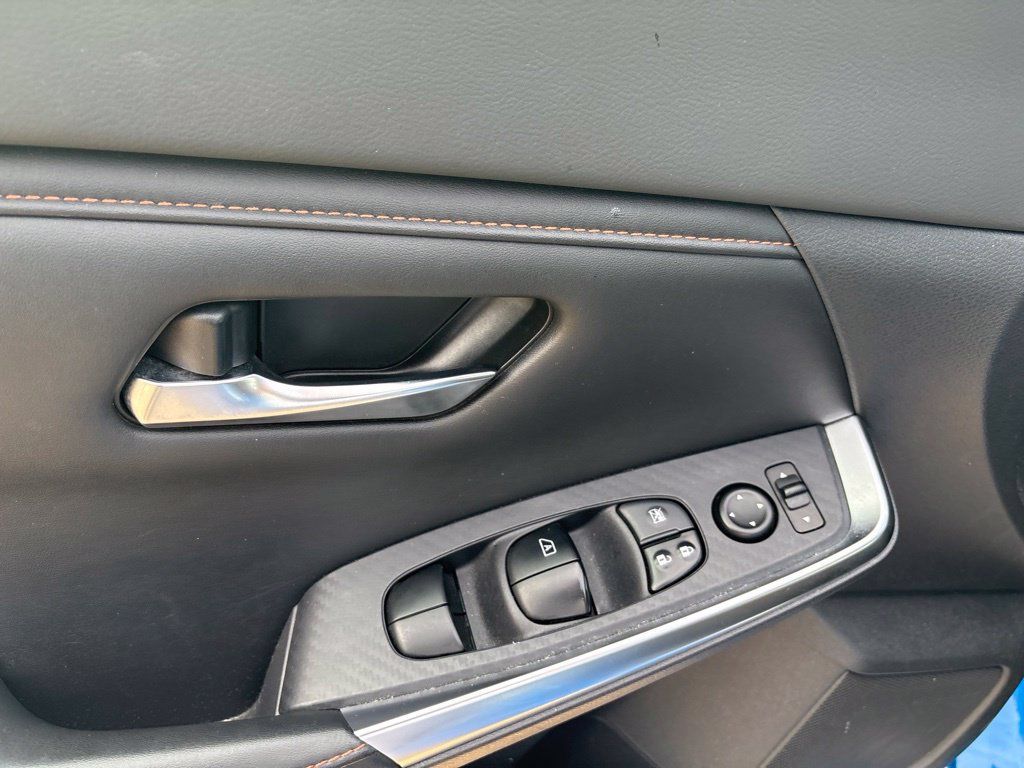 Used 2020 Nissan Sentra SR FWD image 11
